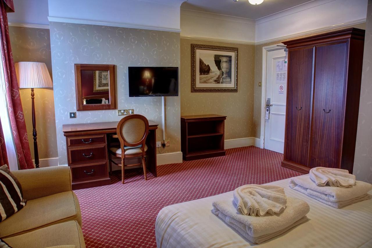 The Orwell Hotel Felixstowe Exteriör bild