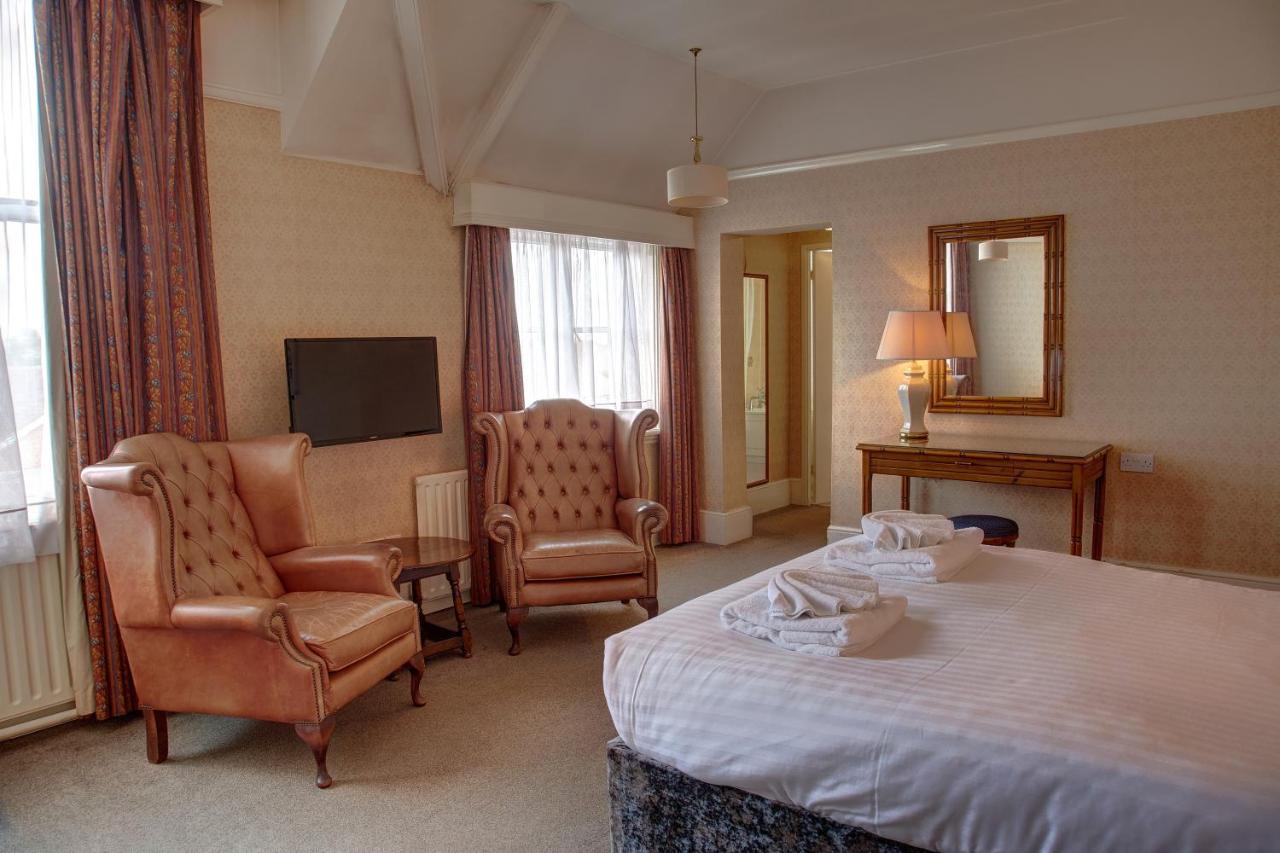 The Orwell Hotel Felixstowe Exteriör bild