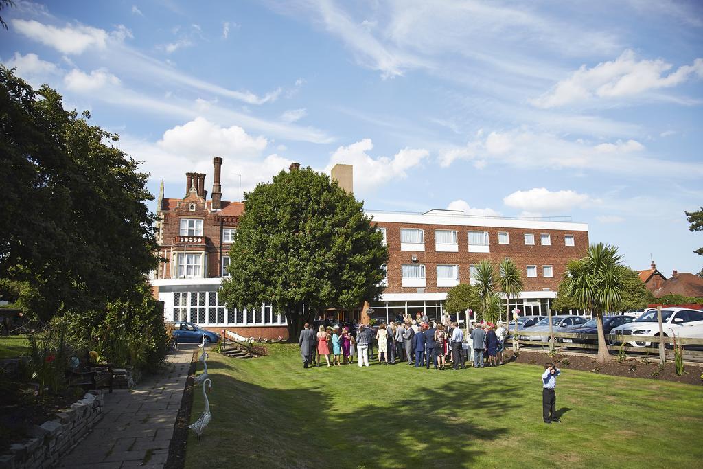 The Orwell Hotel Felixstowe Exteriör bild